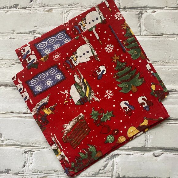 Set of 2 Vintage Red Christmas Cloth Napkins - Picture 1 of 3